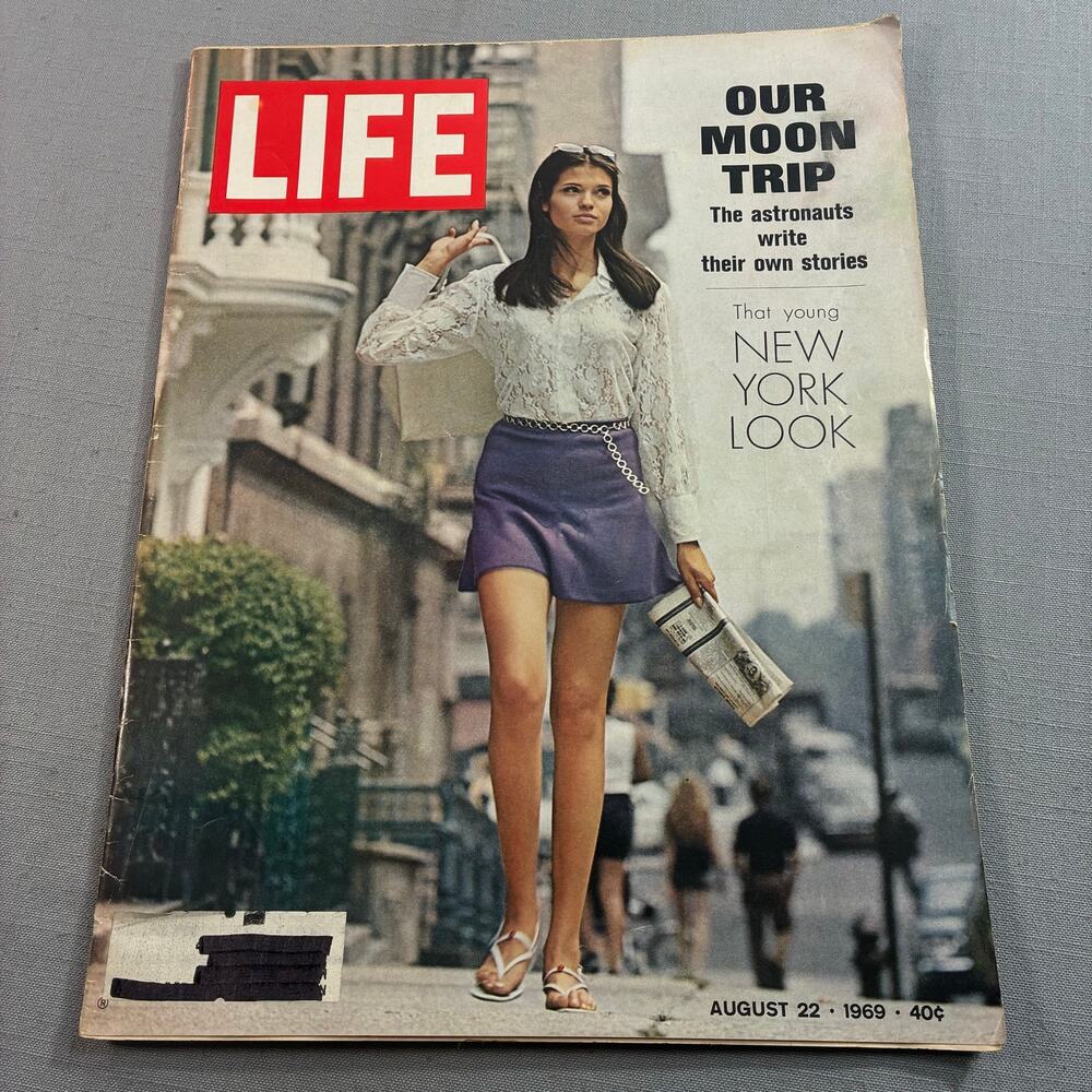 Vintage 1969 LIFE Magazine Apollo 11 Moon Trip Armstrong Aldrin NASA See Descr